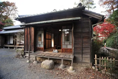 Обои на рабочий стол Традиционный японский дом в летний день, Япония /  Japan, обои для рабочего стола, скачать обои, обои бесплатно
