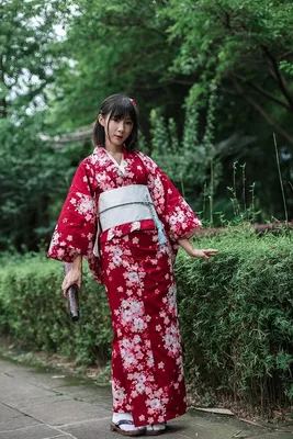Традиционные японские кимоно с Оби Для женщин хлопок банный халат юката  женщина Винтаж Косплэй костюм вечернее платье A60512 купи… | Платья,  Кимоно, Вечерние платья