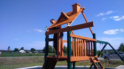 Как обустроить детскую площадку для малышей на даче