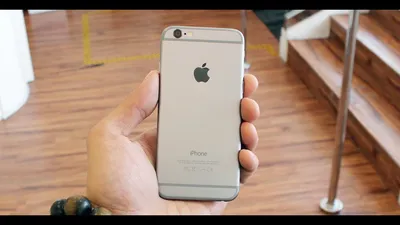 iPhone 6 в руке: скачать фото