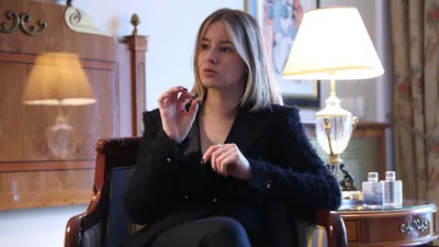 Фолловеры считают, что Ирина Старшенбаум встречается с 21-летним  режиссером, который выглядит еще моложе | WOMAN