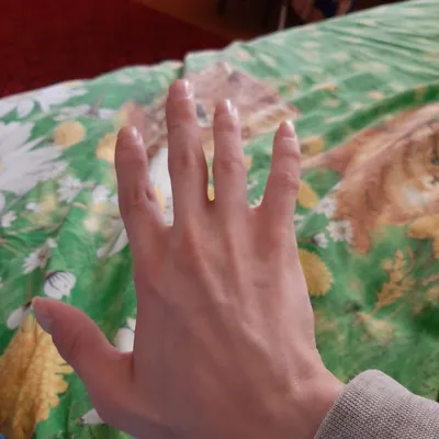 Изображение рук с нестандартными пальцами в формате PNG