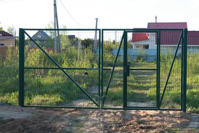 Откатные ворота с калиткой и забор, заказать изготовление и установку под  ключ
