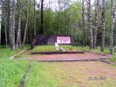 В поселке Каменка досрочно обновили дороги и построили детскую площадку