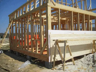 Как построить каркасный дом своими руками пошаговая инструкция | Каркасный  дом, Дом, Открытые стропила