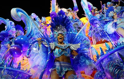 Бразильский карнавал вернулся после двухлетнего перерыва