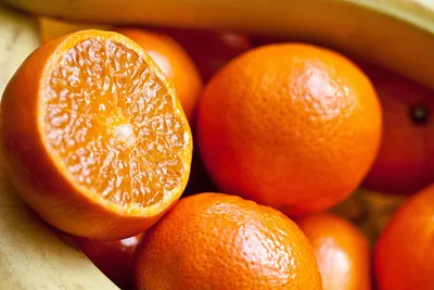 Фрукты апельсины красные сорт Моро (Италия) - «Кровавый апельсин - странный  на вид, необычный на вкус » | отзывы