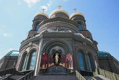 Храм, который построил Шойгу: как выглядит подарок Путина и Христос от Даши  Намдакова