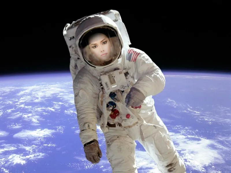 День космонавтики фото для детей. Костюм Космонавта. Скафандр Космонавта. Космонавт для вставки лица. Космонавт в космосе.