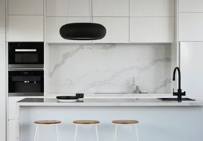 Кухня в стиле минимализм: 45 фото дизайнов и 10 интересных приемов  оформления интерьера | ivd.ru