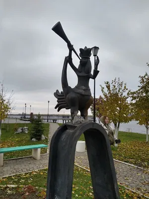 Птица сирин с головой женщинаы, …» — создано в Шедевруме