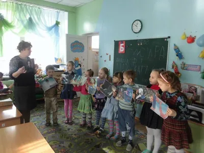 Лев, колдунья и платяной шкаф (fb2) | Флибуста