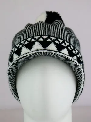 Женская кремовая кашемировая шапка-ушанка LORO PIANA купить в  интернет-магазине ЦУМ, арт. FAL9569