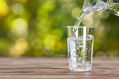 Что будет, если вы станете пить стакан тёплой воды каждый день — Ferra.ru