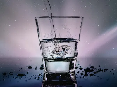 Почему вода в стакане меняет свой вкус за ночь? | Кулинарные записки обо  всём | Дзен
