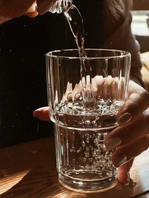 Раскрыта реальная польза от стакана воды с утра - Мослента
