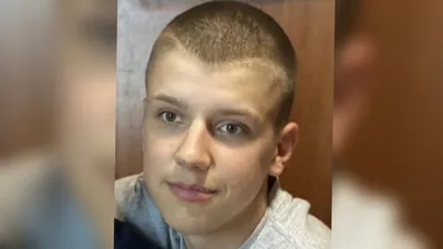 Состоялись похороны 20-летнего парня, который выпал с 15 этажа в Кирове