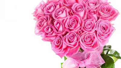Букет из 101 шикарной кустовой розы на 8 марта купить в Краснодаре с  доставкой