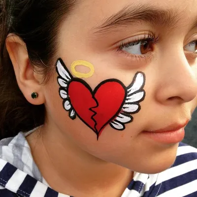 РАЗВЛЕКАТЕЛЬНЫЙ ПАРК on Instagram: \"Аквагрим – это веселые и красочные  рисунки на лице для детей и взрослых, наносимые специальными  гипоаллергенными красками для аквагрима. Ждём всех провести выходные с  нами!\"