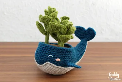 Off the Hook: Ellie the amigurumi whale — BuddyRumi Amigurumi Crochet  Patterns