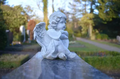 Святые и ангелы на памятник. Изображения для гравировки святых и ангелов на  надгробиях.