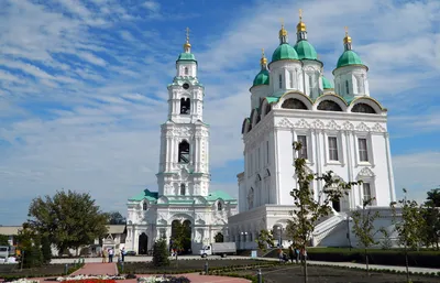 В Астрахани отменяются выделенные полосы на улицах Свердлова и  Адмиралтейской