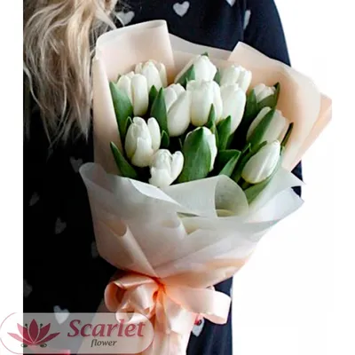 Букет белых тюльпанов купить по цене 5350 рублей в Хабаровске — интернет  магазин Shop Flower.