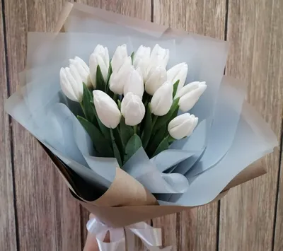 Купить Букет 35 белых тюльпанов в Москве недорого с доставкой