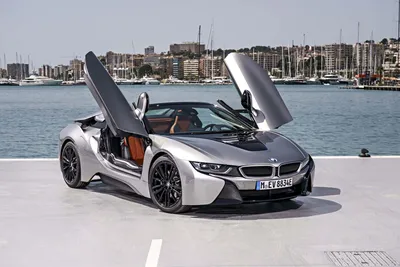 BMW i8 Roadster Review: The Practical Plug-In Hybrid Convertible - Bloomberg