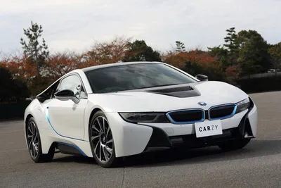 BMW / i8 | CARZY