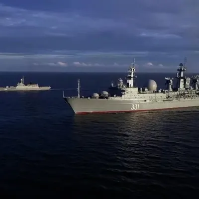 ᐉ Картина GeekLand Мир военных кораблей Два корабля 40х60 см (MV314)