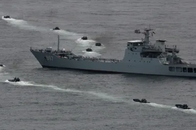 Китай направил шесть боевых кораблей на Ближний Восток - The Sun