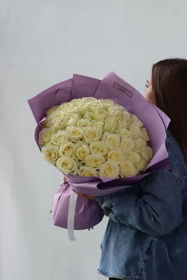 Букет белых роз - 131 шт. за 21 590 руб. | Бесплатная доставка цветов по  Москве