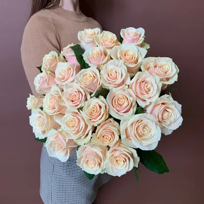 Букет из 31 розы \"Чайные розы\" – купить недорого с доставкой по Москве