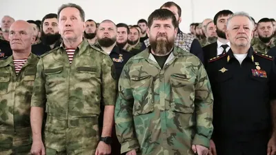 Не хочу, чтобы враг разрушил Грозный». За что на самом деле cражается  Кадыров, который пожертвовал своей личной армией, чтобы чеченский народ «не  получил ни одной повестки» — Новая газета