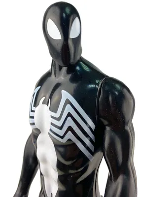 На новом промо-арте «Человека-паука: Вдали от дома» показали Питера Паркера  в черном костюме