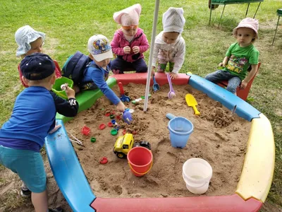 Фотоотчет «Мы в песочнице играем» (1 фото). Воспитателям детских садов,  школьным учителям и педагогам - Маам.ру