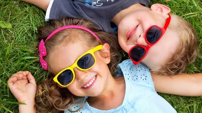 Особенности детских солнцезащитных очков