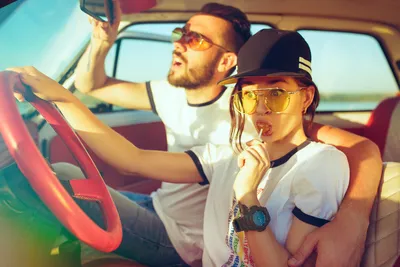 Что нужно девушке в машине: пять самых важных ассистентов - Quto.ru