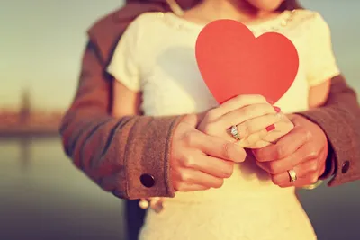 Признаться ли в любви парню первой? | HealthyBlog | Дзен