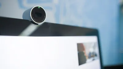 Logitech веб-камера StreamCam, белая - Веб-камеры - Photopoint