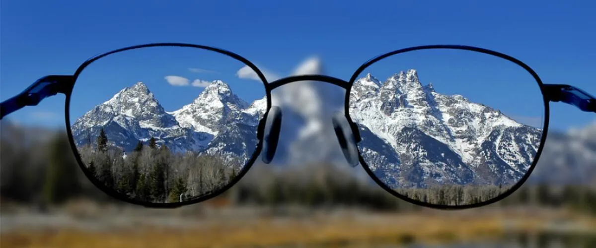 Как видят люди в очках. Панорамные очки солнцезащитные. Через очки. Вид через очки. Очки панорама.