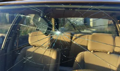В Крыму машина такси попала под поезд: погибли двое взрослых и двое детей  (видео столкновения) – Форпост Севастополь