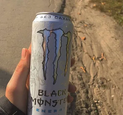 Напиток безалкогольный тонизирующий сильногазированный Black Monster Energy  Ultra White 500 мл купить в интернет-магазине 5lb с доставкой по Москве
