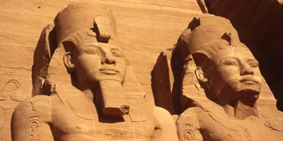 Маска фараона стоковое изображение. изображение насчитывающей бюст -  64496199