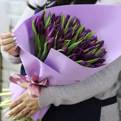 Фиолетовые тюльпаны | Бесплатная доставка цветов по Москве