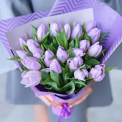 101 фиолетовый тюльпан | доставка по Москве и области