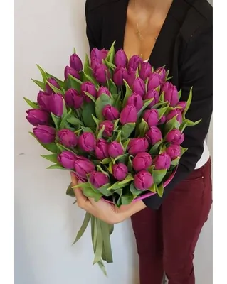 101 пионовидный фиолетовый тюльпан в букете за 21 290 руб. | Бесплатная  доставка цветов по Москве