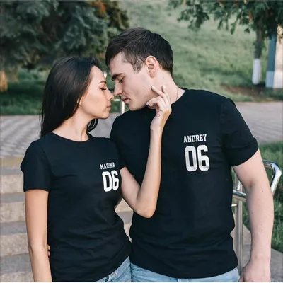 Парные именные футболки с Именем и номером слева на груди - Футболка.ру