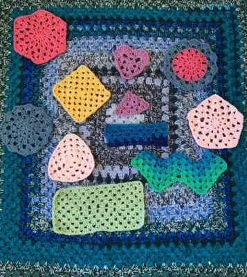 A Different Granny Square: overlay and draping! | LillaBjörn's Crochet World